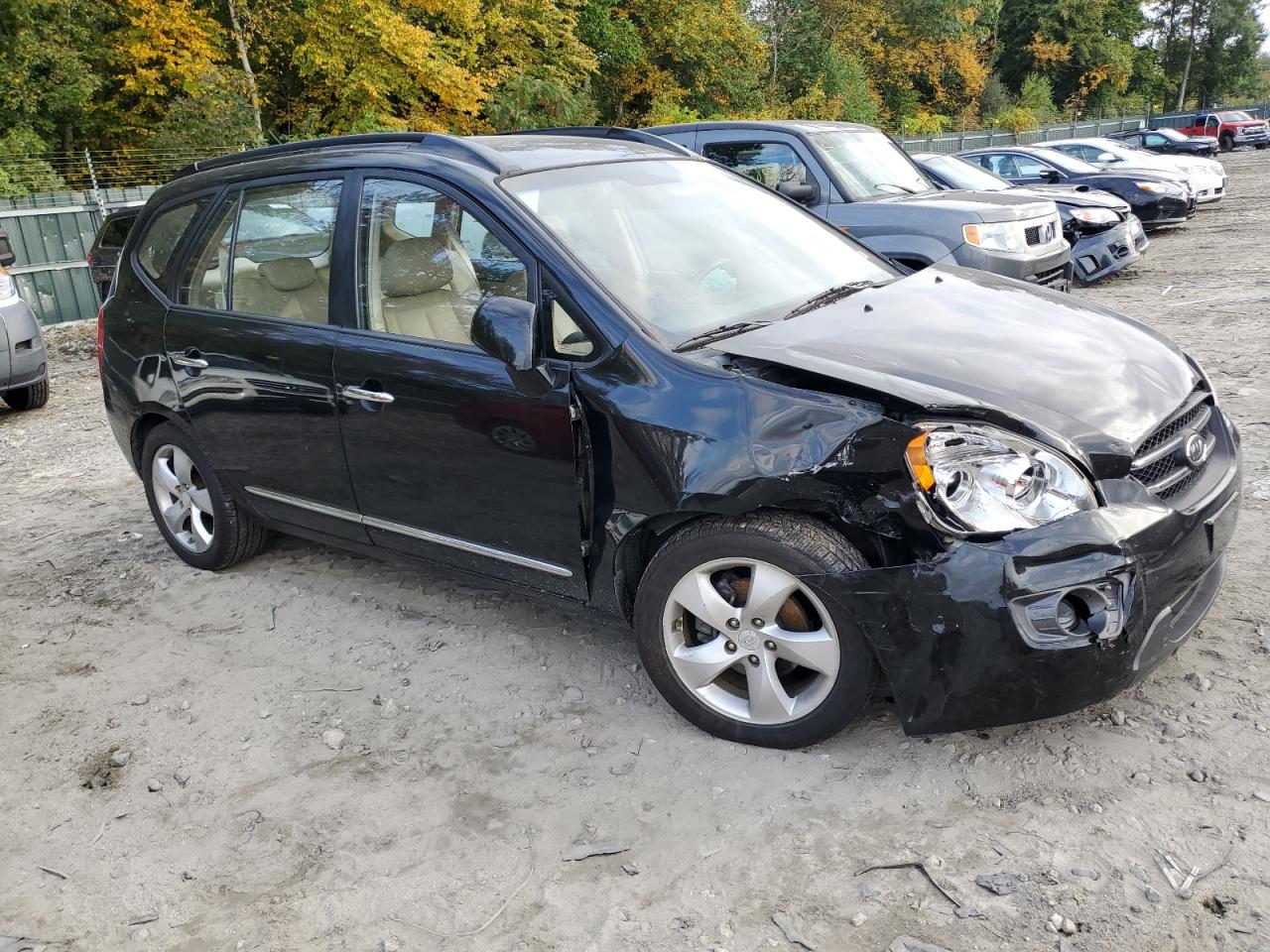 2007 Kia Rondo - Image 4