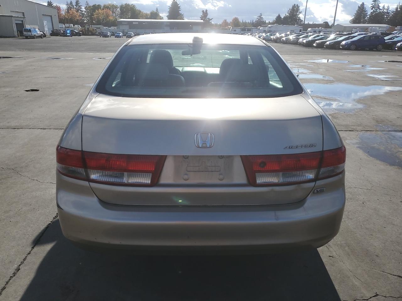 2004 Honda Accord - Image 6