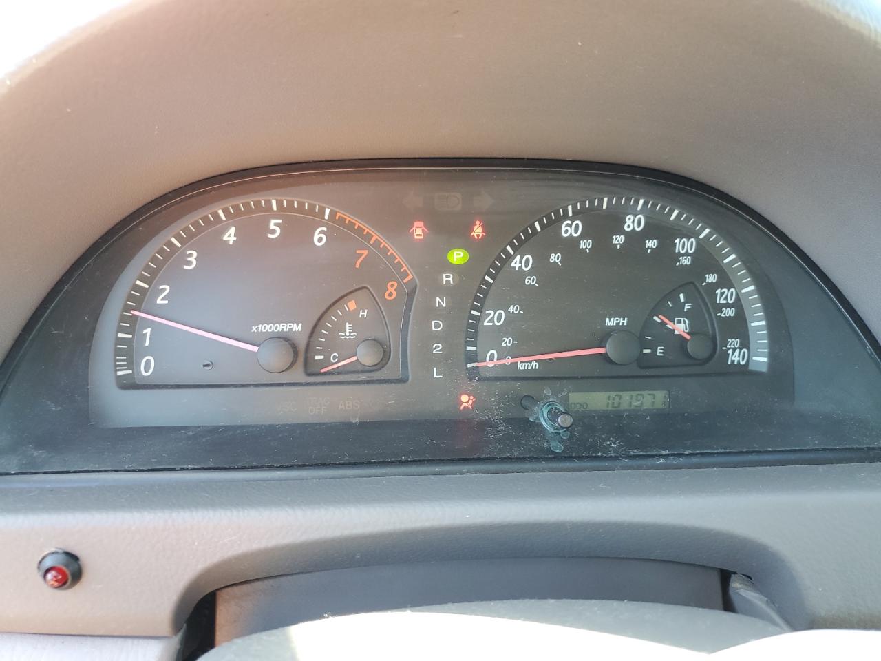 2003 Toyota Camry Le VIN: 4T1BE30K13U738749 Lot: 76231784