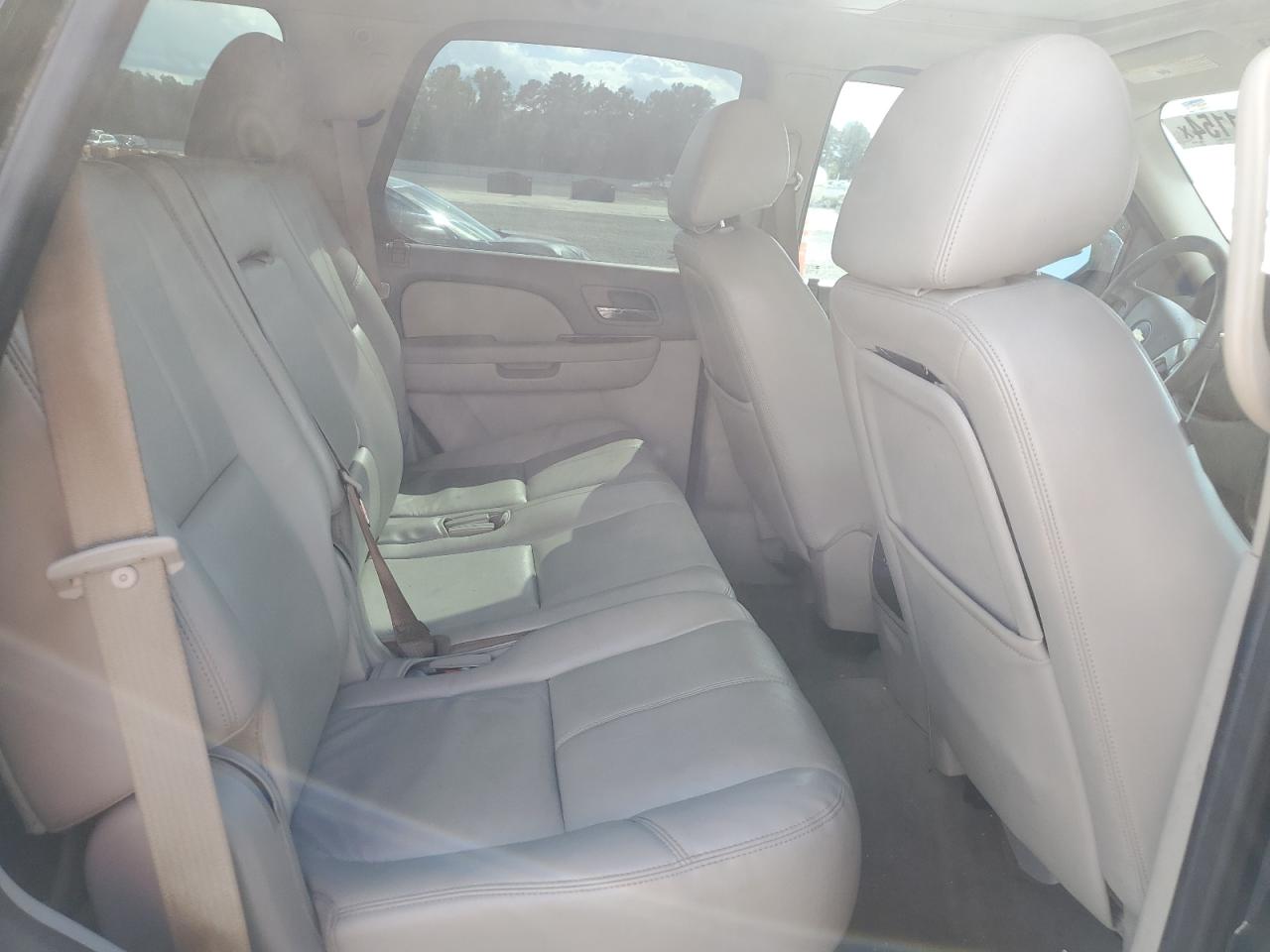 2013 Chevrolet Tahoe - Image 10