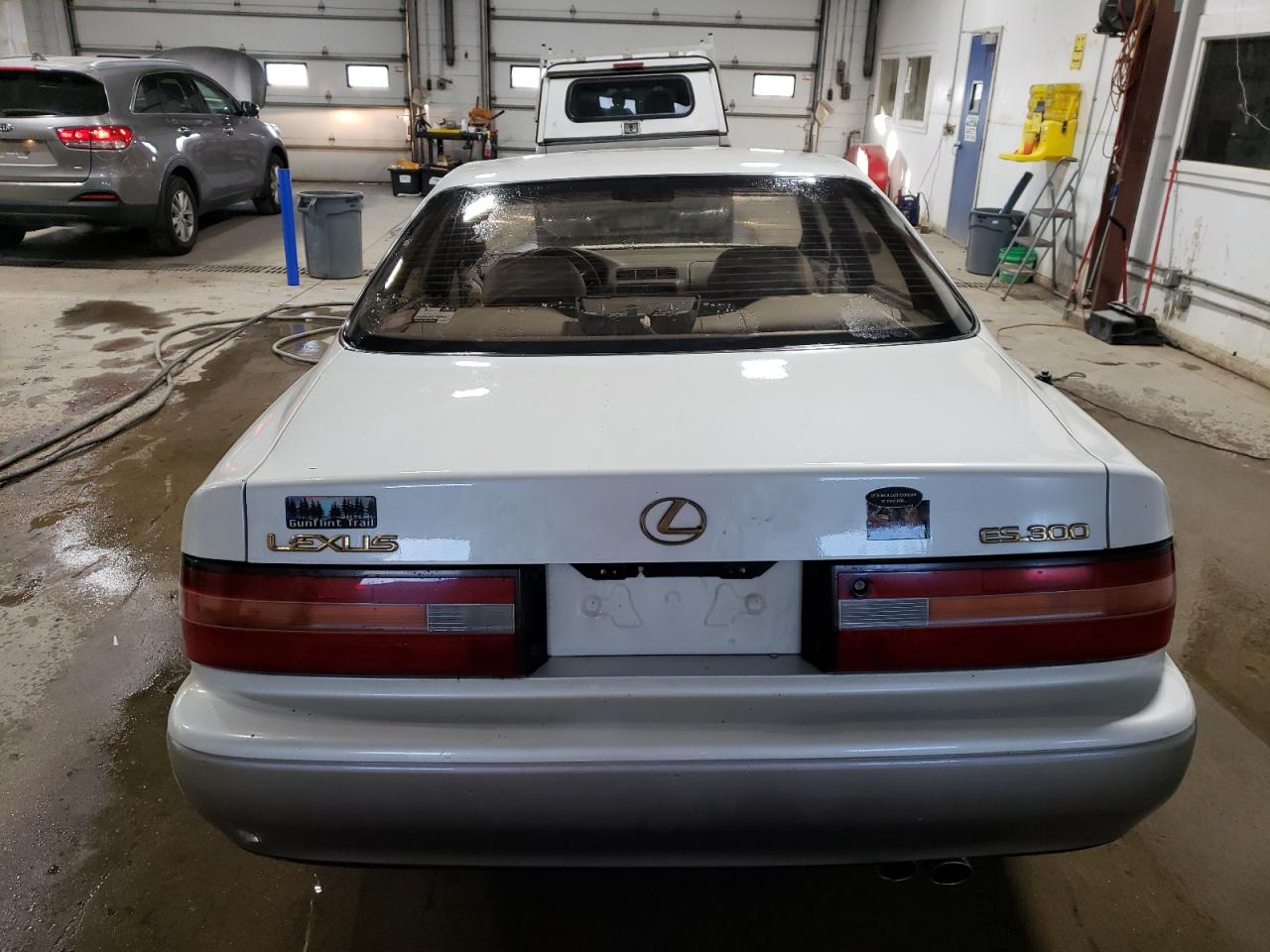 1996 Lexus Es 300 VIN: JT8BF12GXT0183837 Lot: 78063524