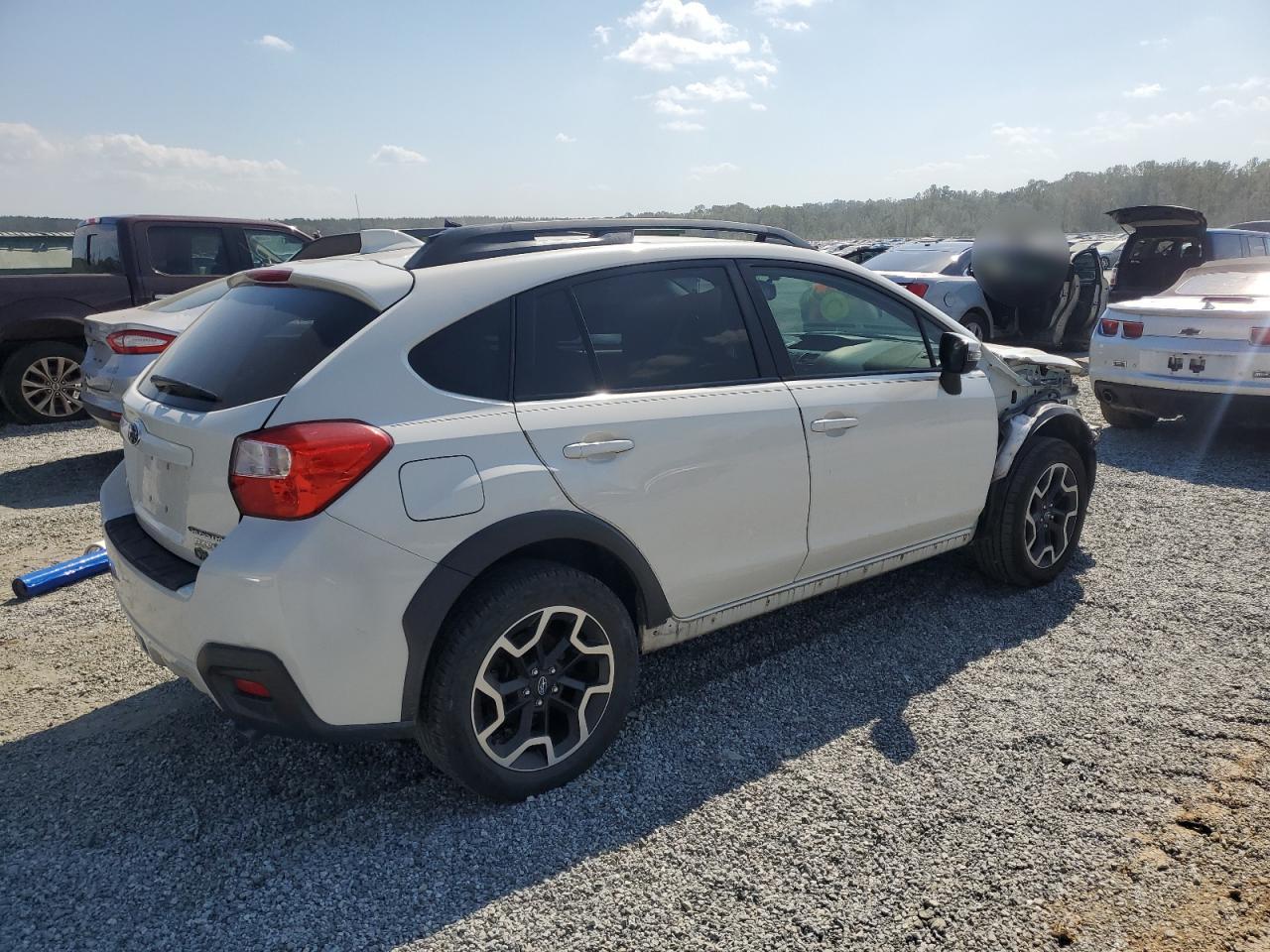 2016 Subaru XV - Image 3