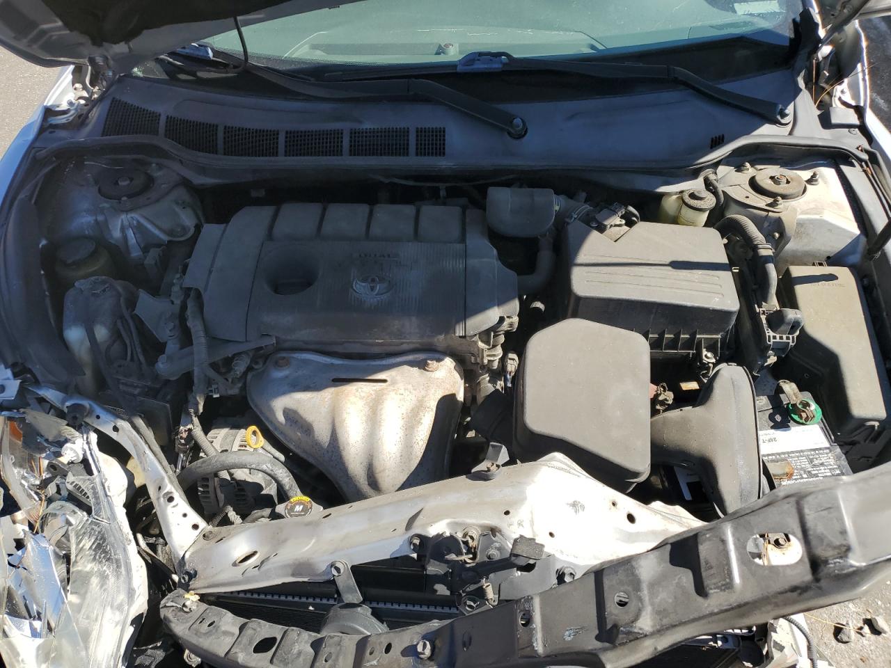 2011 Toyota Camry - Image 11