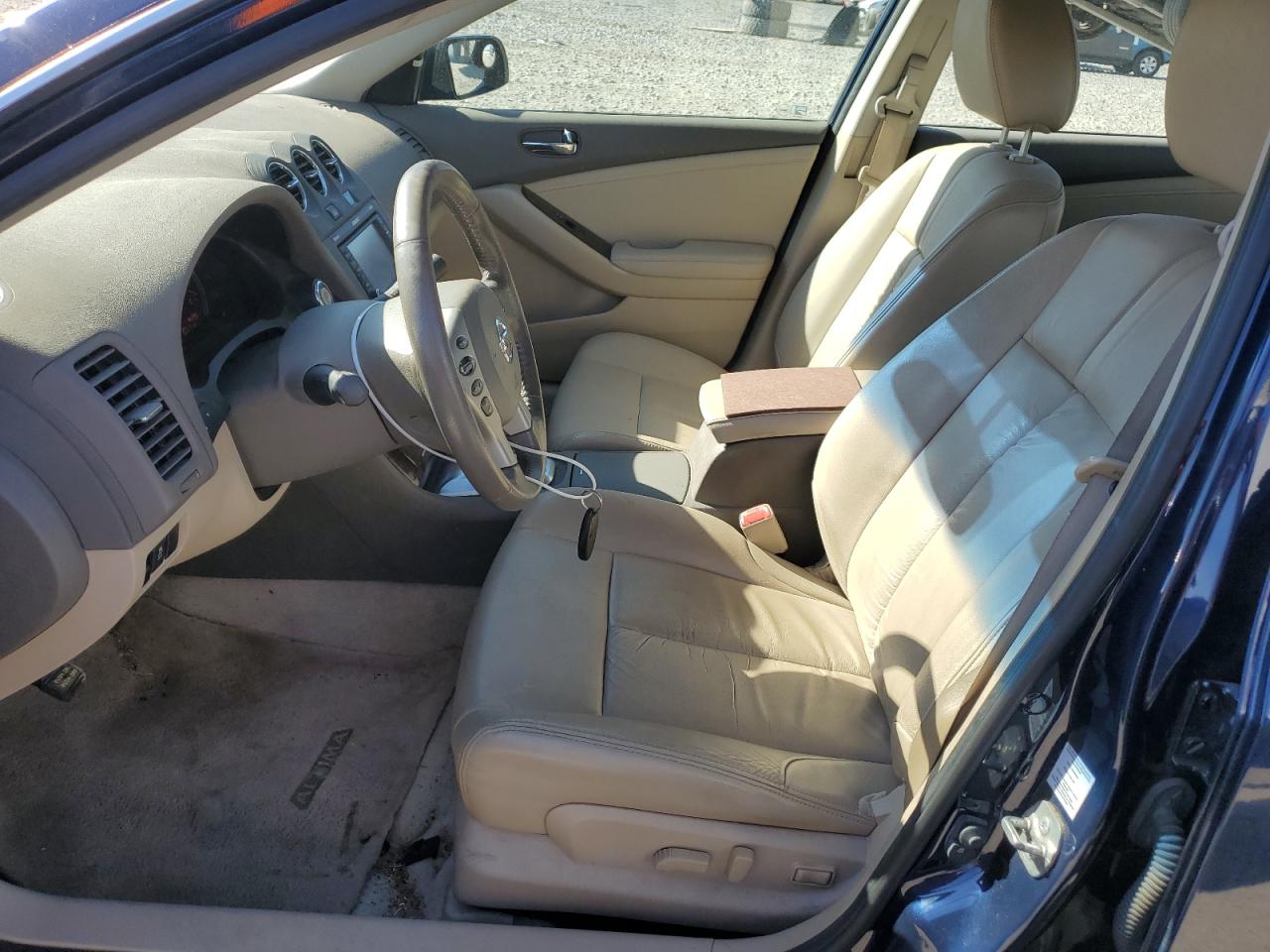 2011 Nissan Altima - Image 7
