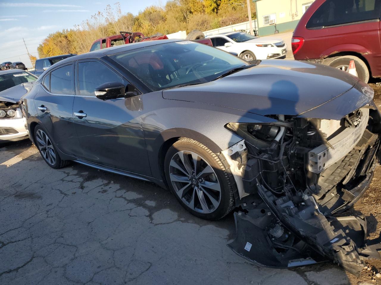 2019 Nissan Maxima - Image 4