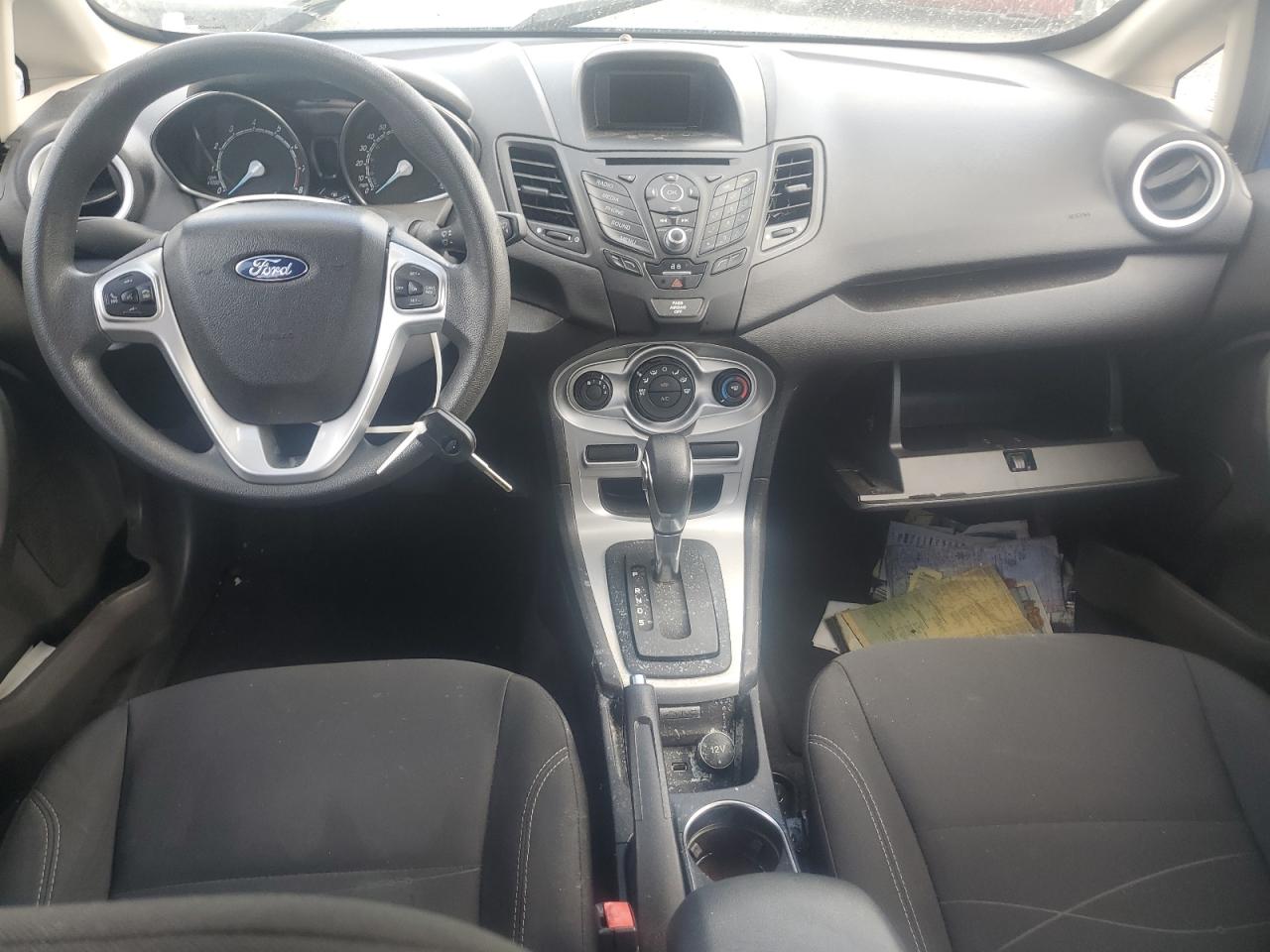 3FADP4EJ2KM158996 2019 Ford Fiesta Se