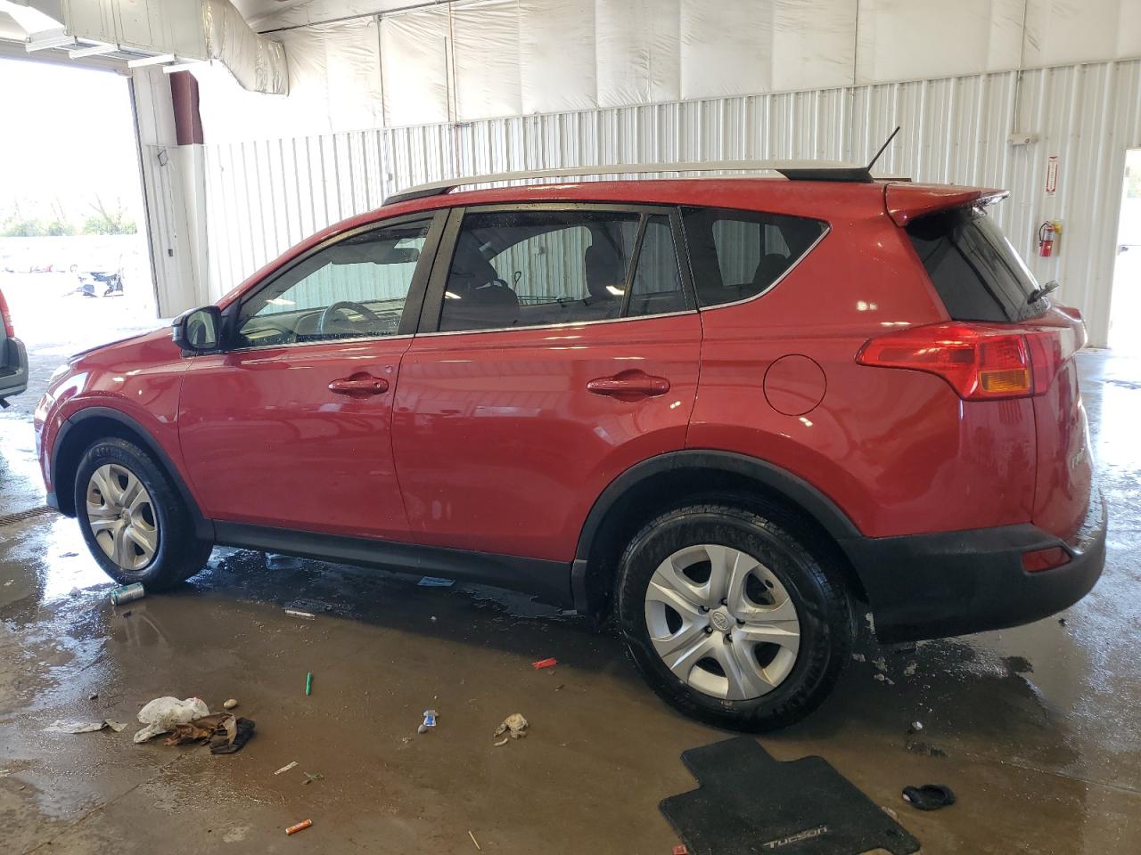 2015 Toyota RAV 4 - Image 2