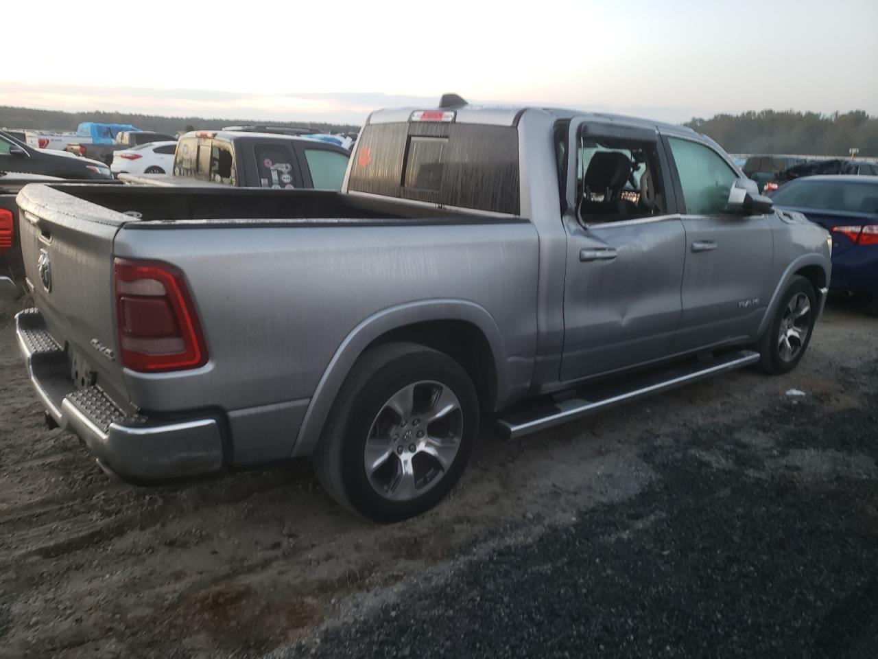 1C6SRFJT8KN615628 2019 Ram 1500 Laramie