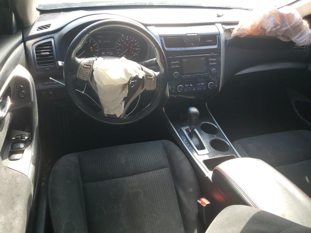 2014 Nissan Altima - Image 8