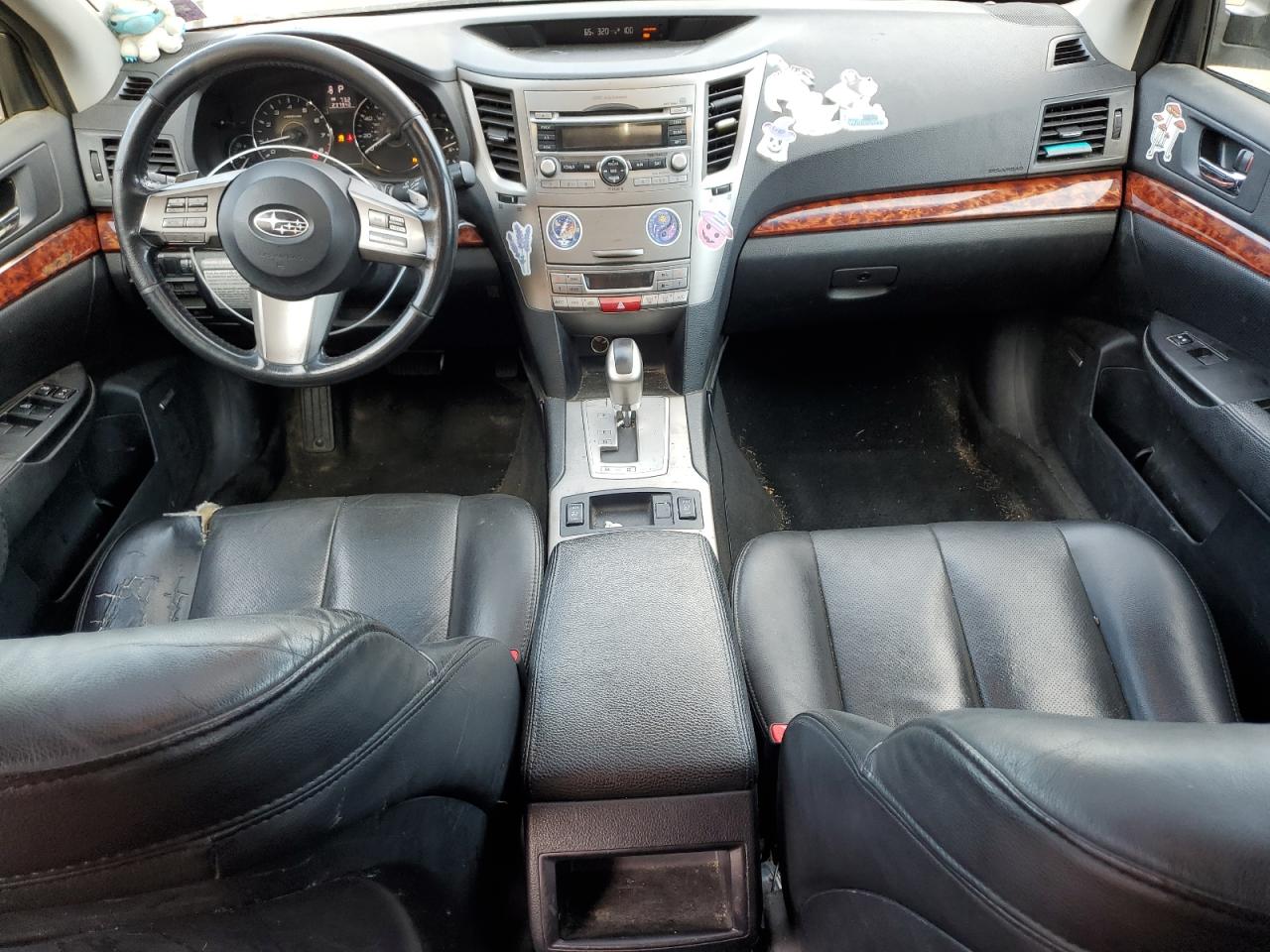 2011 Subaru Outback - Image 8