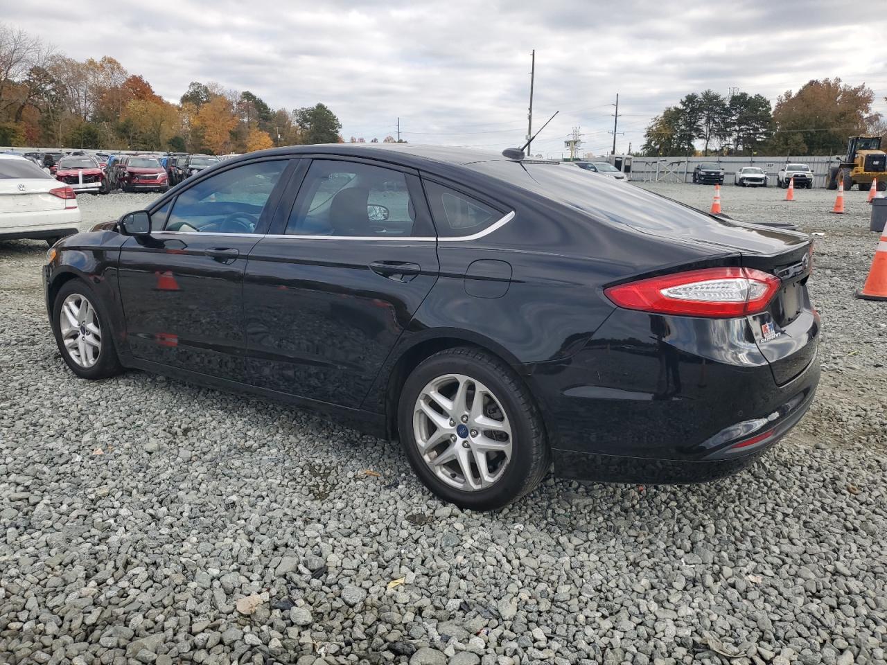 2016 Ford Fusion - Image 2