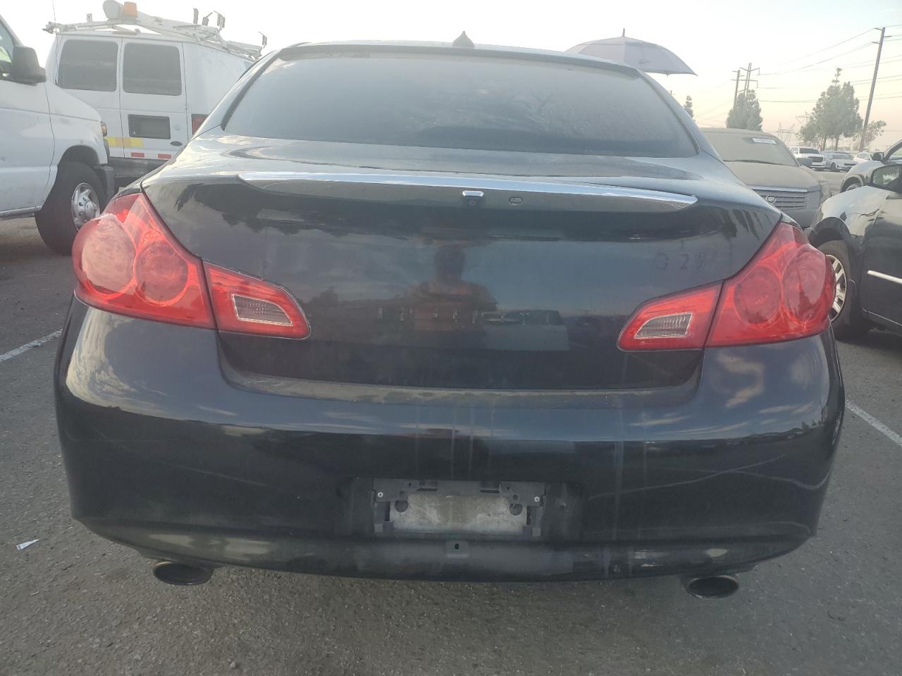 JN1DV6AP0BM601702 2011 Infiniti G25 Base