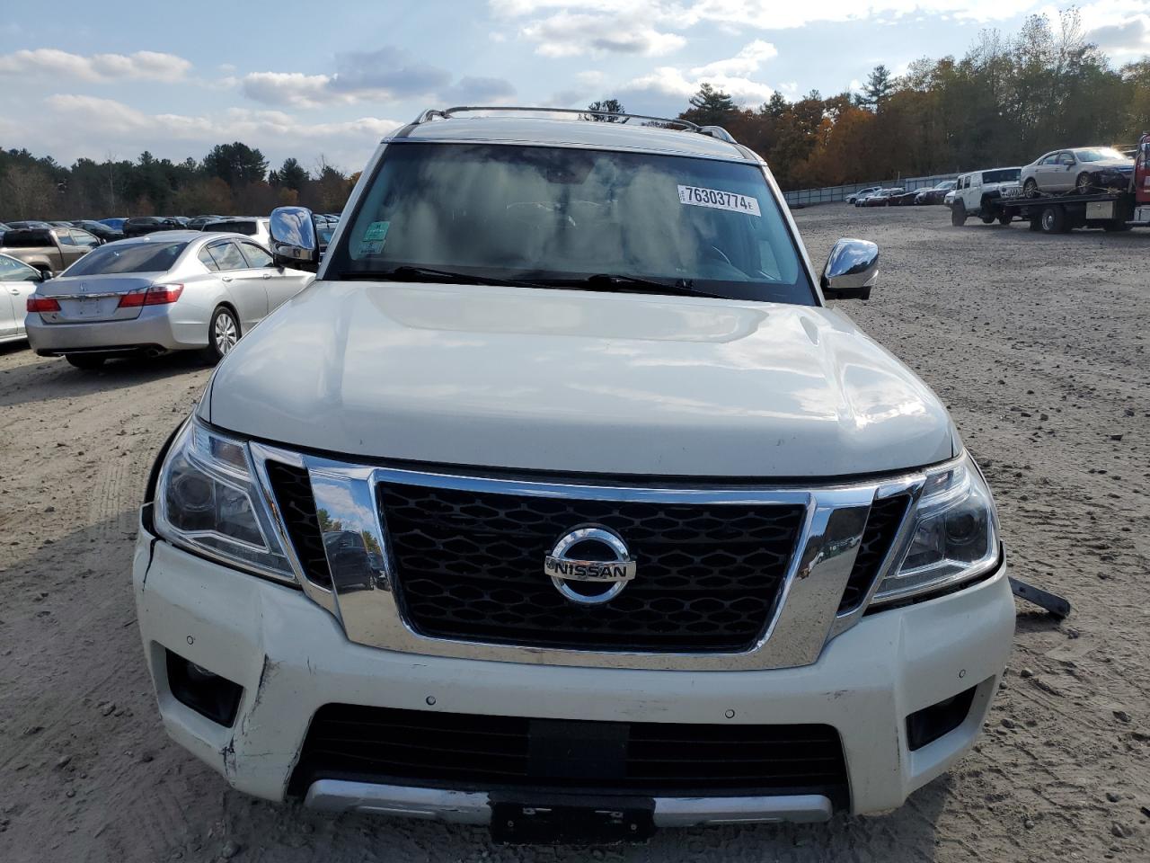 2017 Nissan Armada - Image 5