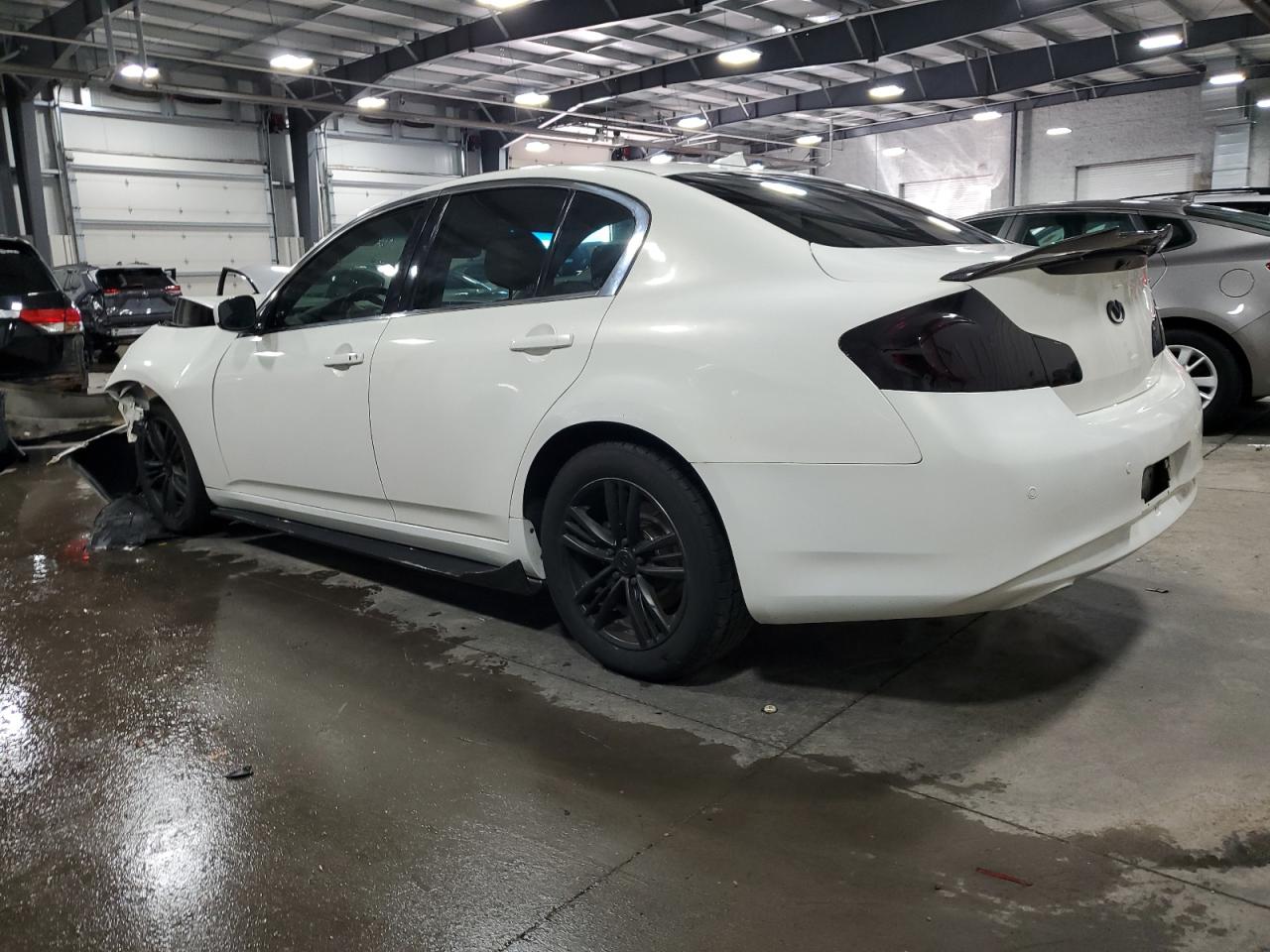 2012 Infiniti G - Image 2
