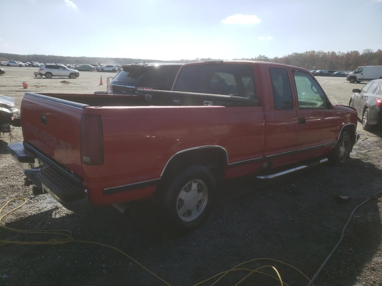 1996 Chevrolet GMT-400 - Image 3