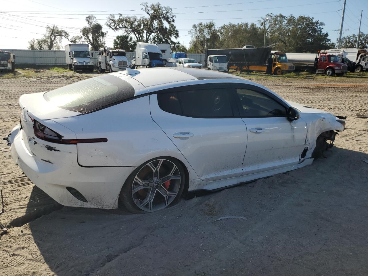 2021 Kia Stinger - Image 3