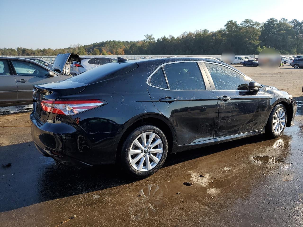 2019 Toyota Camry - Image 3
