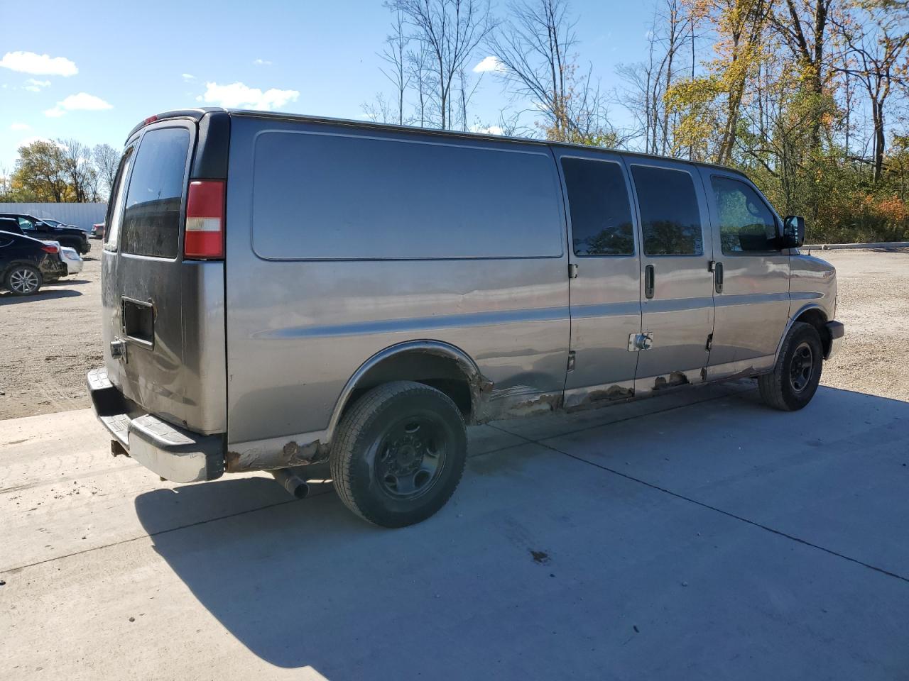 2008 Chevrolet Express G3500 VIN: 1GCHG39K681122985 Lot: 76488734