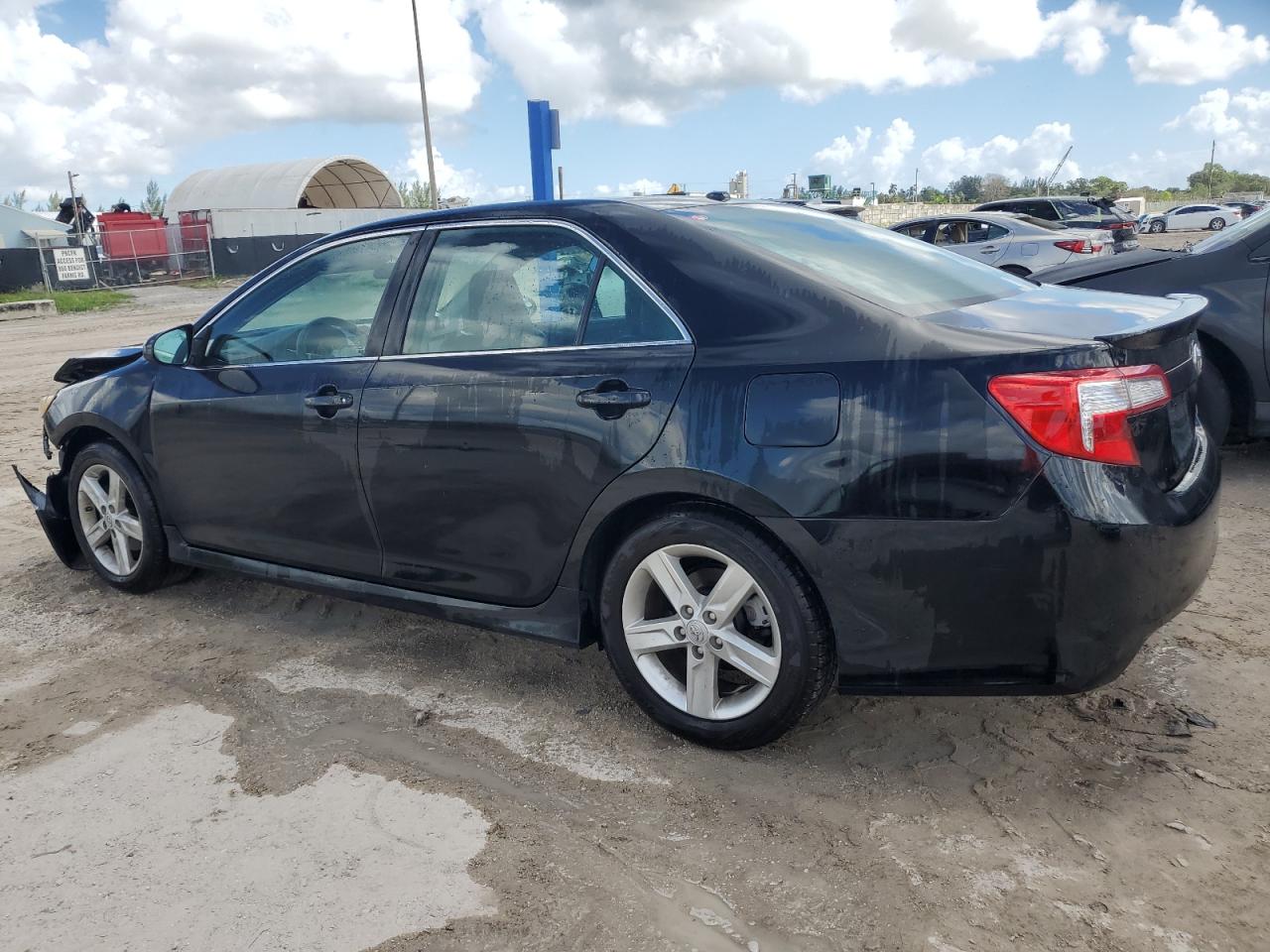 4T1BF1FKXEU344999 2014 Toyota Camry L