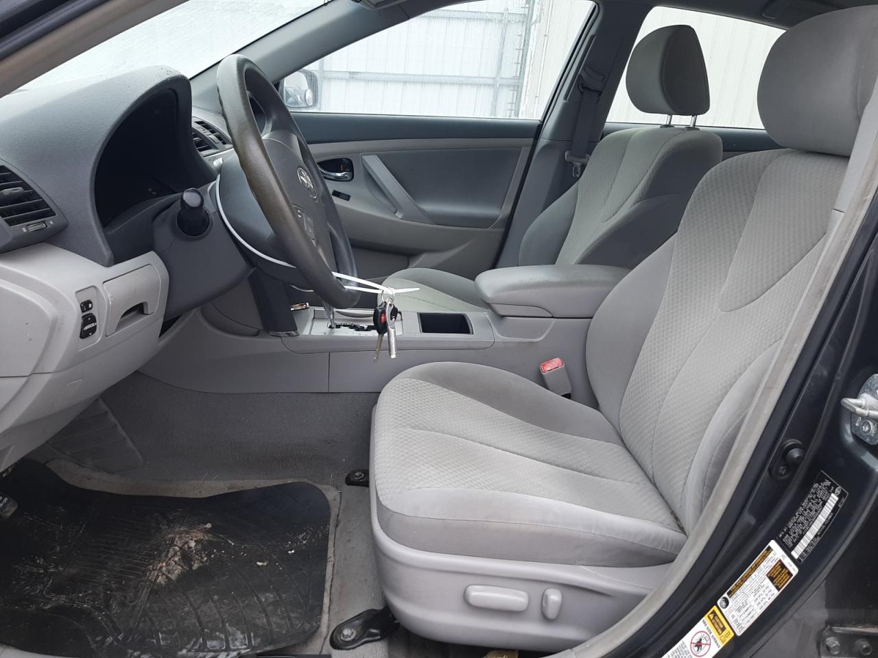 2009 Toyota Camry - Image 7