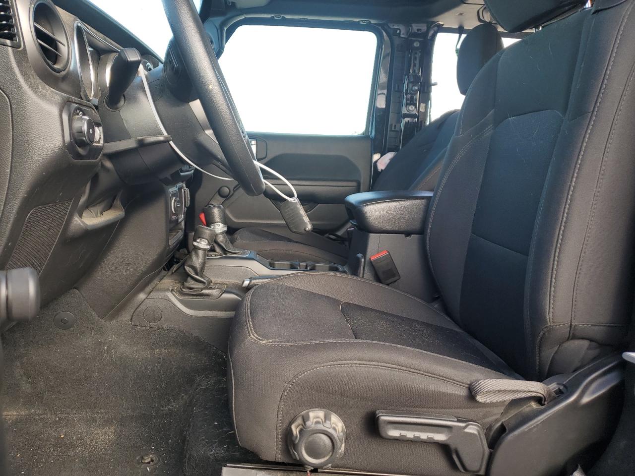 2022 Jeep Wrangler Sport VIN: 1C4GJXAN6NW255982 Lot: 73747804