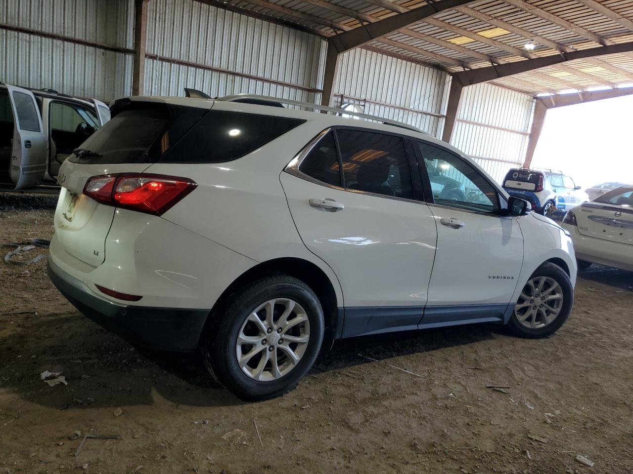 2018 Chevrolet Equinox - Image 3