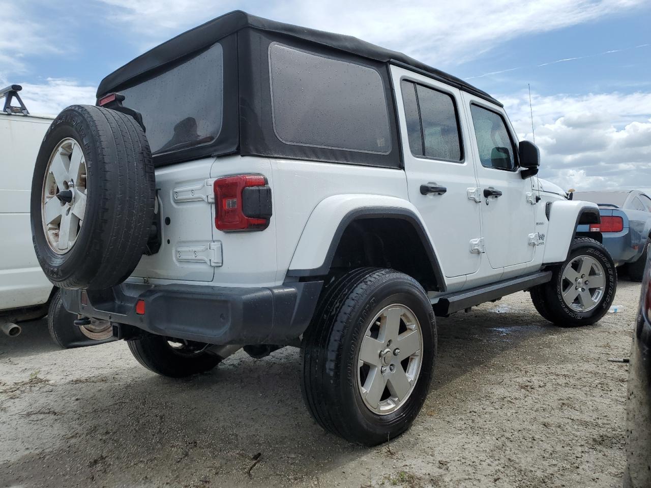 2018 Jeep Wrangler - Image 3