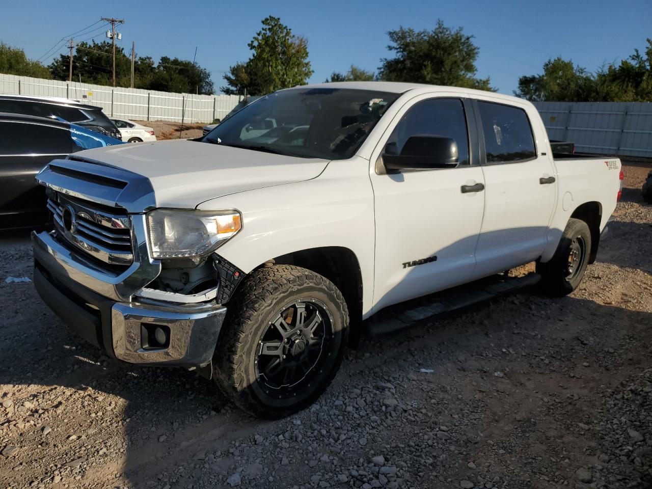 2016 Toyota Tundra - Image 1