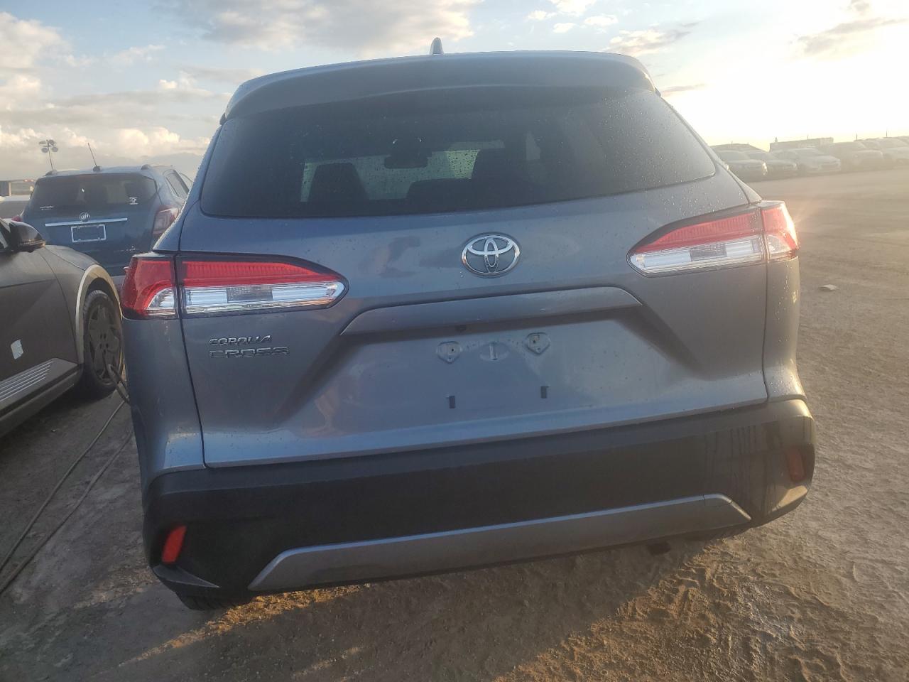2022 Toyota Corolla Cross - Image 6