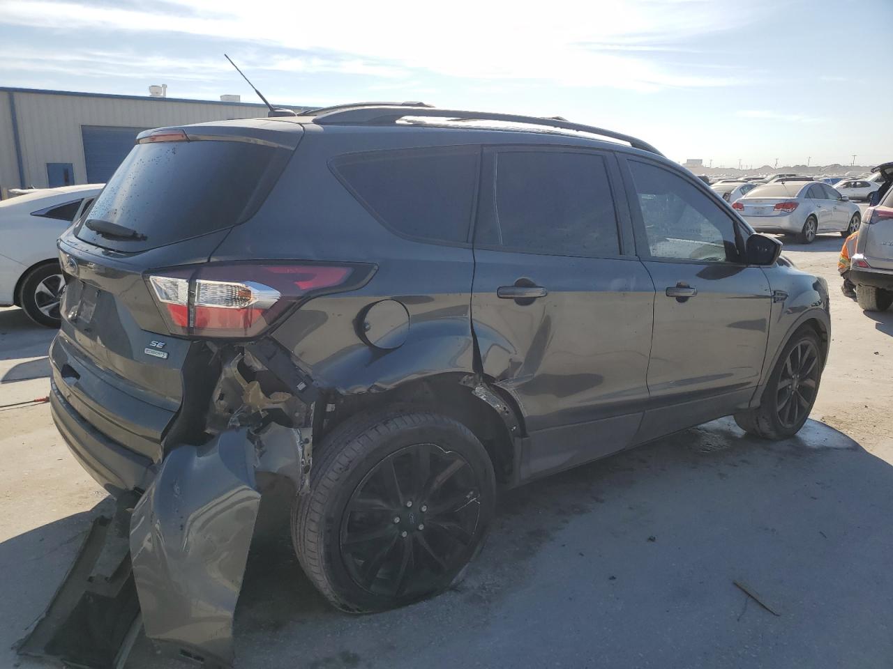 2017 Ford Escape - Image 3