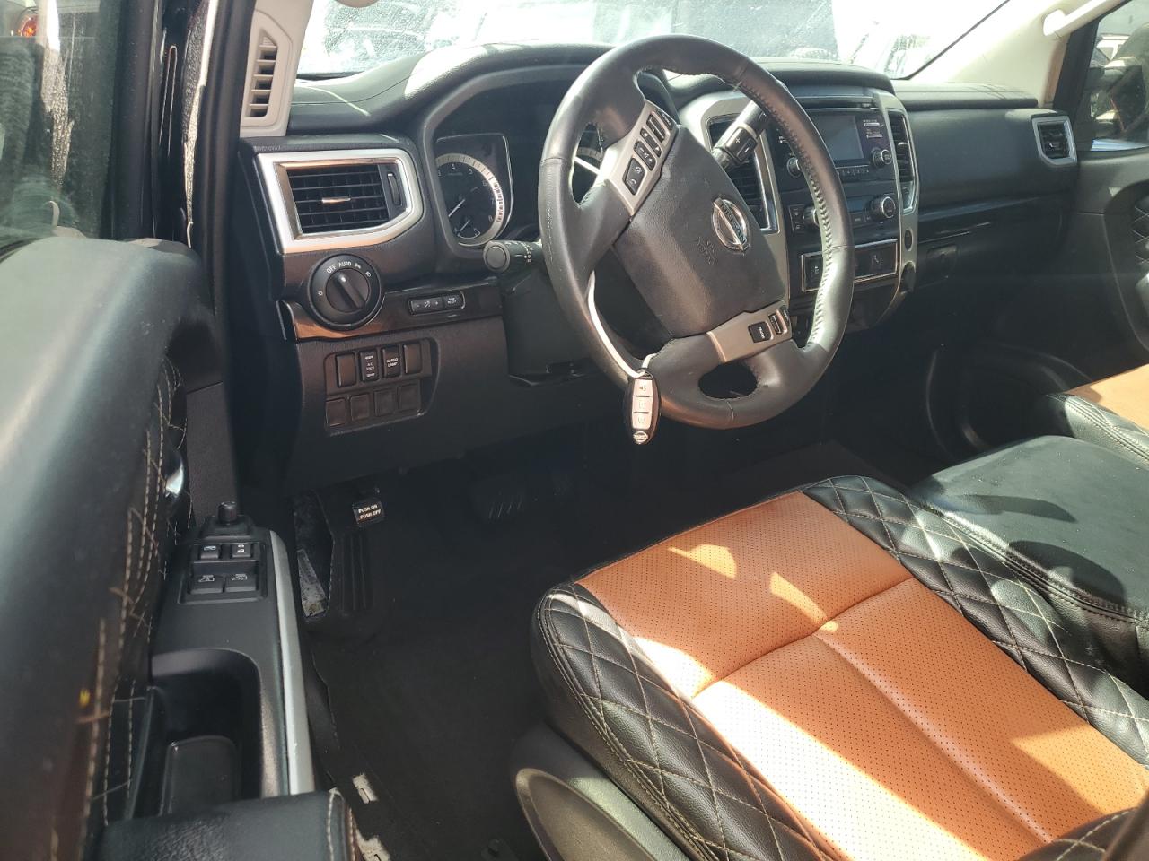 2018 Nissan Titan - Image 8