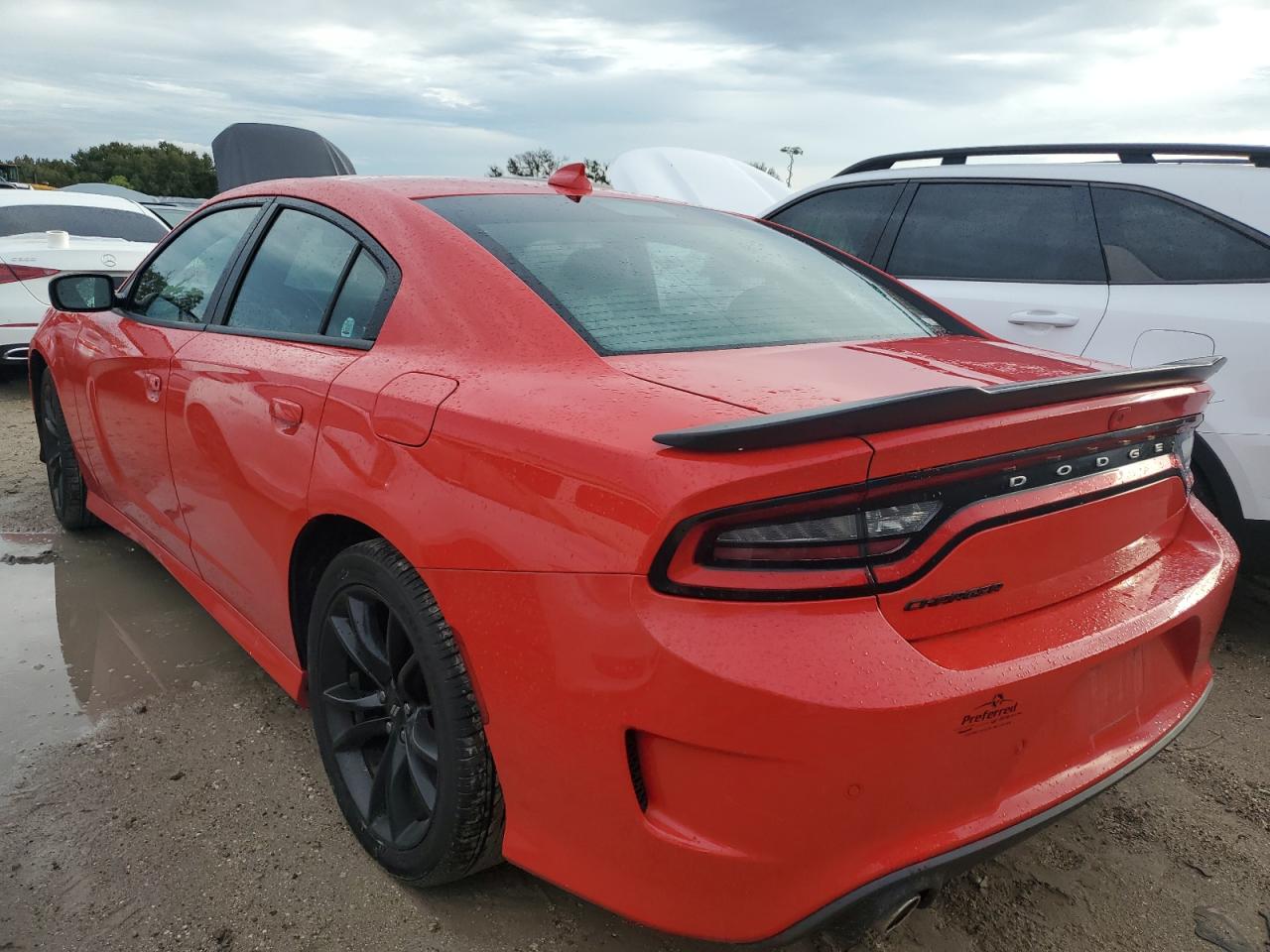 2C3CDXHG4JH217743 2018 DODGE CHARGER - Image 2