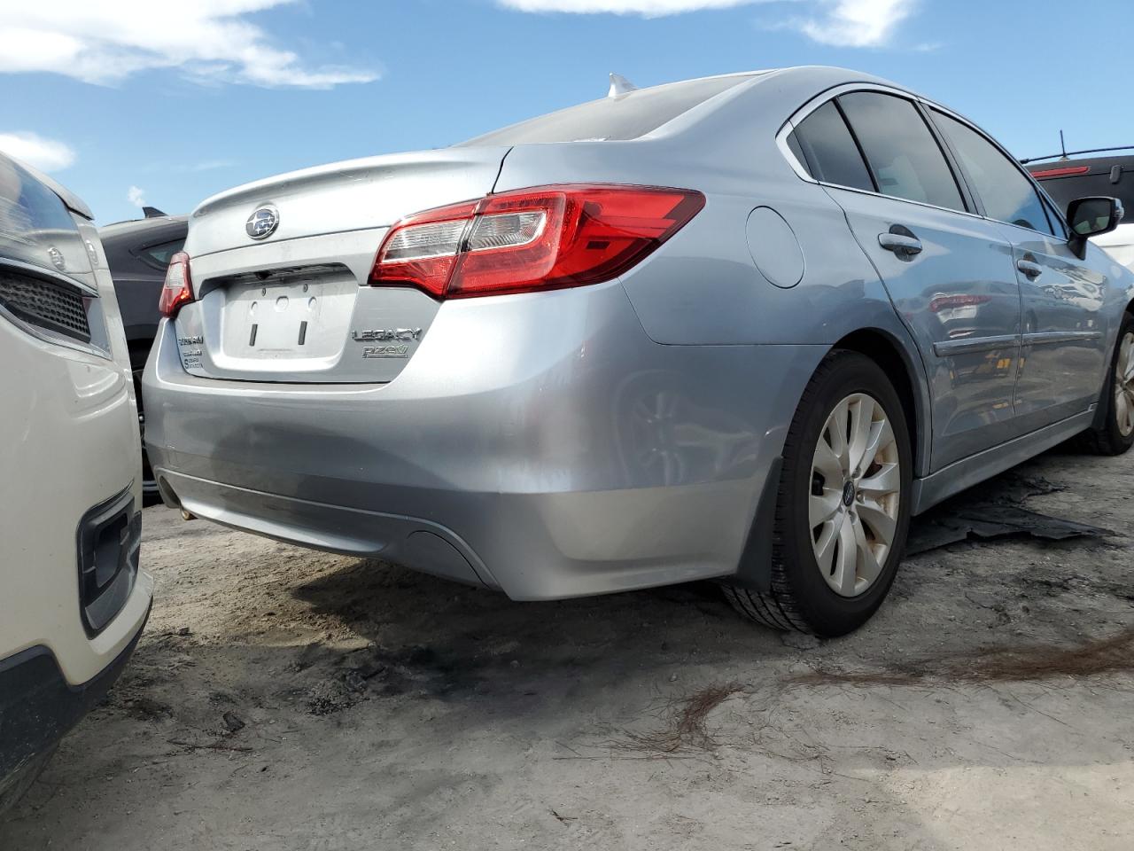 4S3BNAF6XH3033299 2017 Subaru Legacy 2.5I Premium