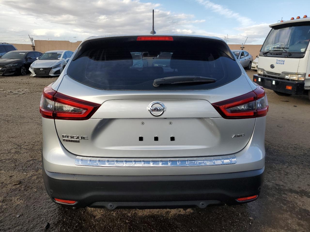 2020 Nissan Rogue - Image 6
