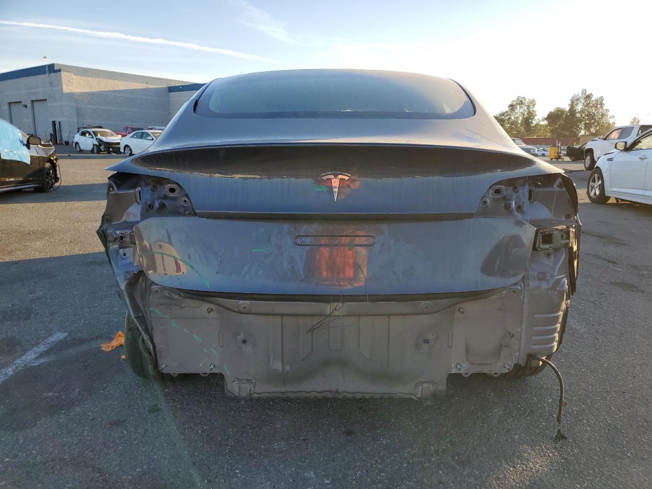 2022 Tesla Model 3 VIN: 5YJ3E1EA8NF143499 Lot: 75040924