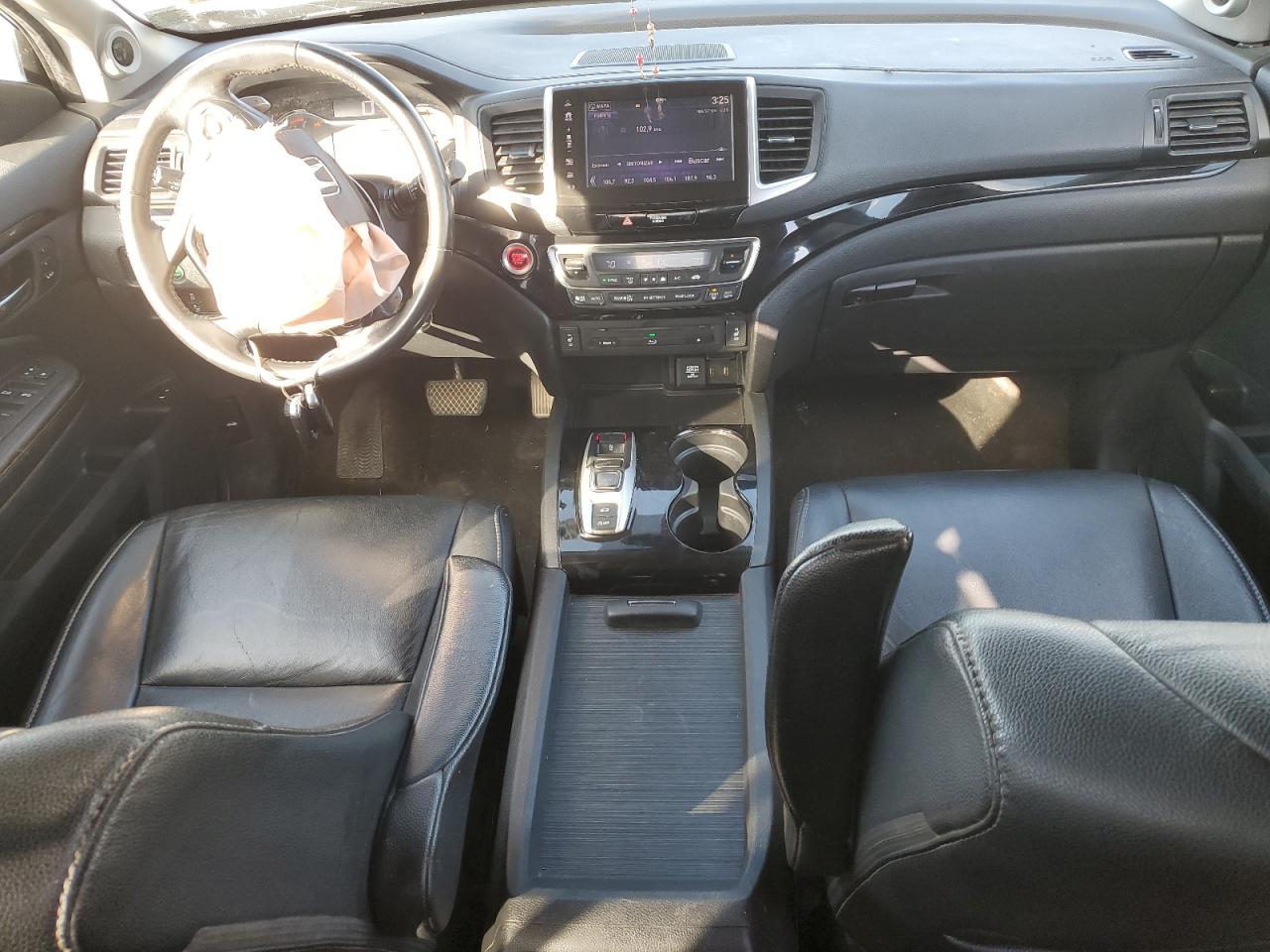 2017 Honda Pilot - Image 8