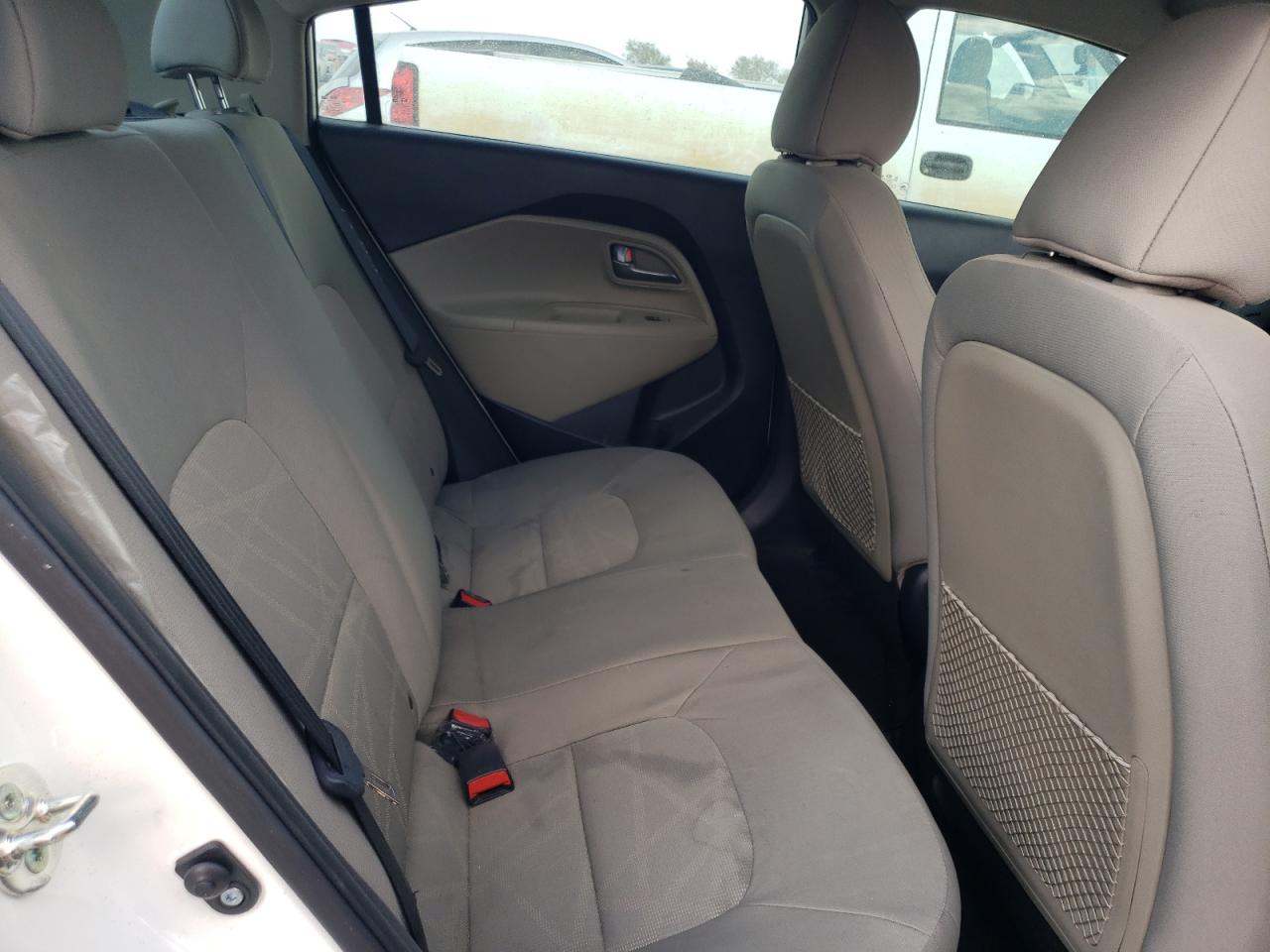 2015 Kia Rio - Image 10