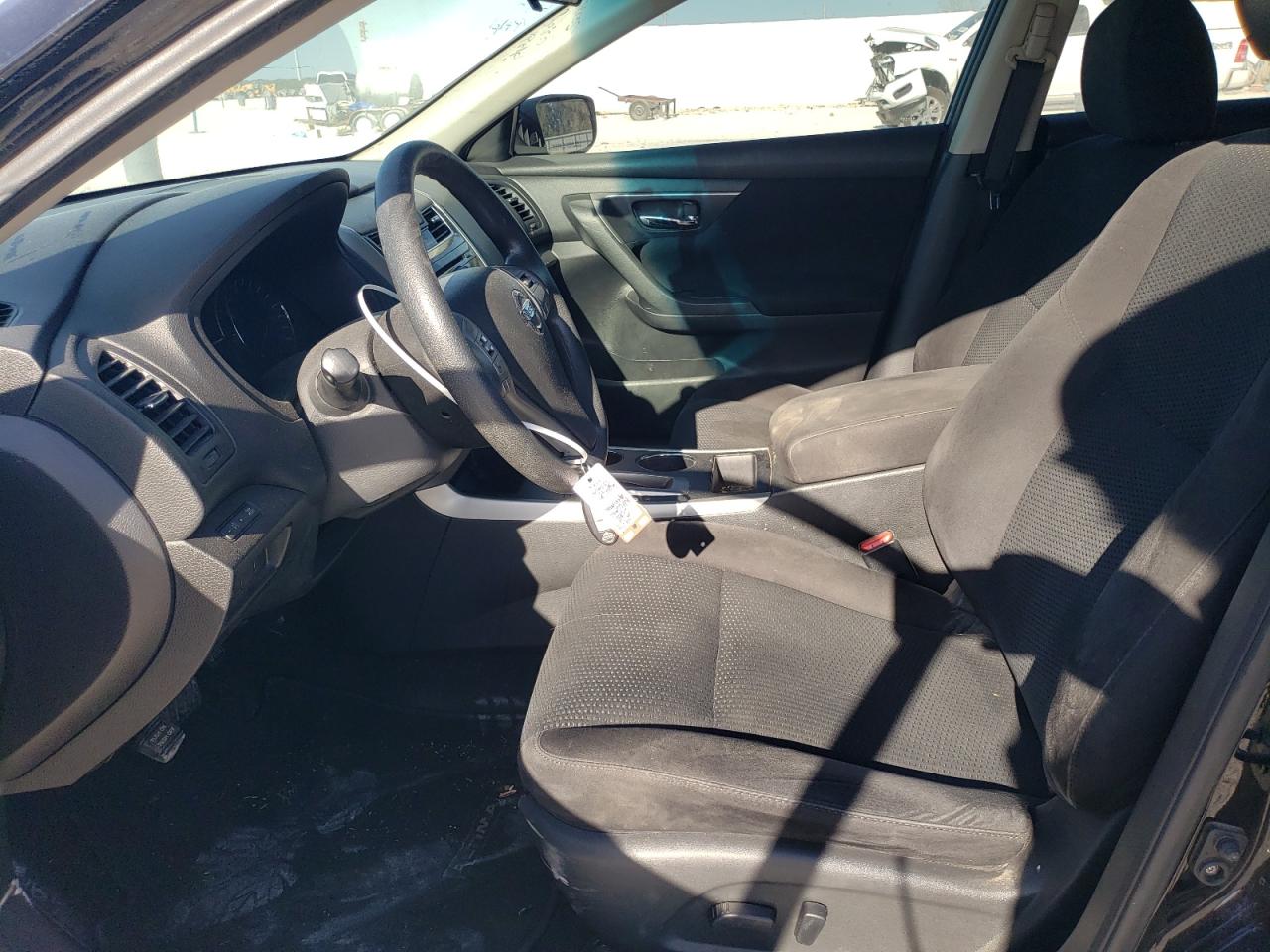 2015 Nissan Altima - Image 7