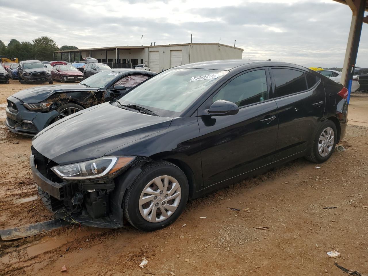 5NPD74LF2HH075320 2017 HYUNDAI ELANTRA - Image 1