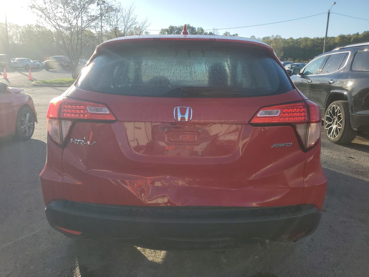 2017 Honda Hr-V Lx VIN: 3CZRU6H3XHG702325 Lot: 73250204