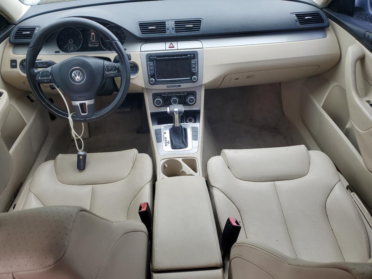 2010 Volkswagen Passat Komfort VIN: WVWXK7AN3AE160261 Lot: 74591274