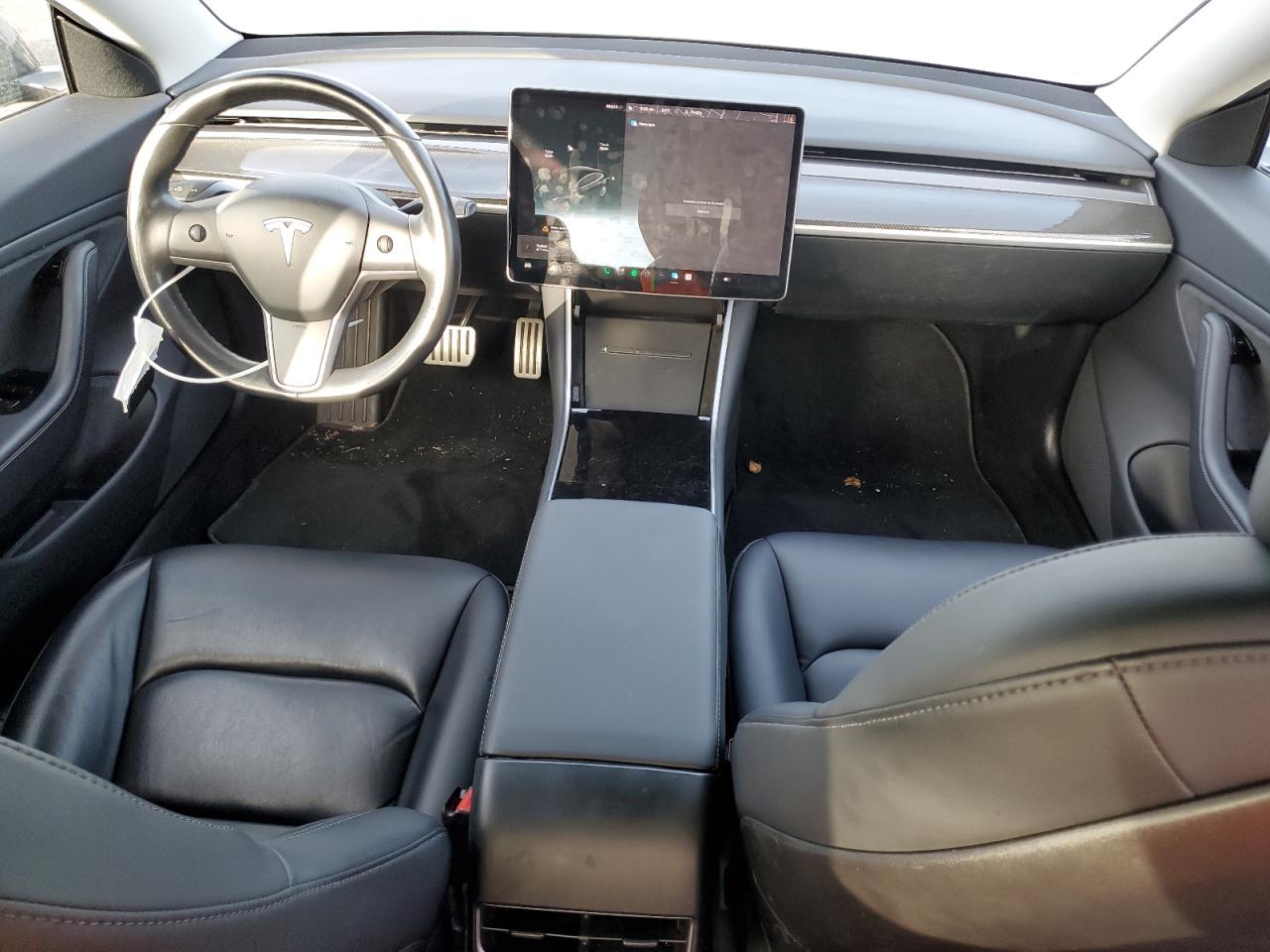 5YJ3E1EBXJF107770 2018 Tesla Model 3