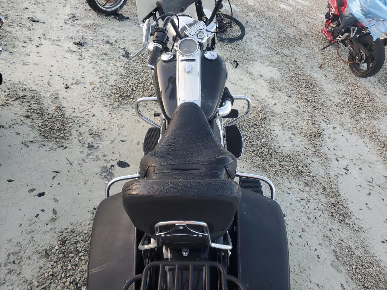 2010 Harley-Davidson Flhrc VIN: 1HD1FR411AB612593 Lot: 74301054