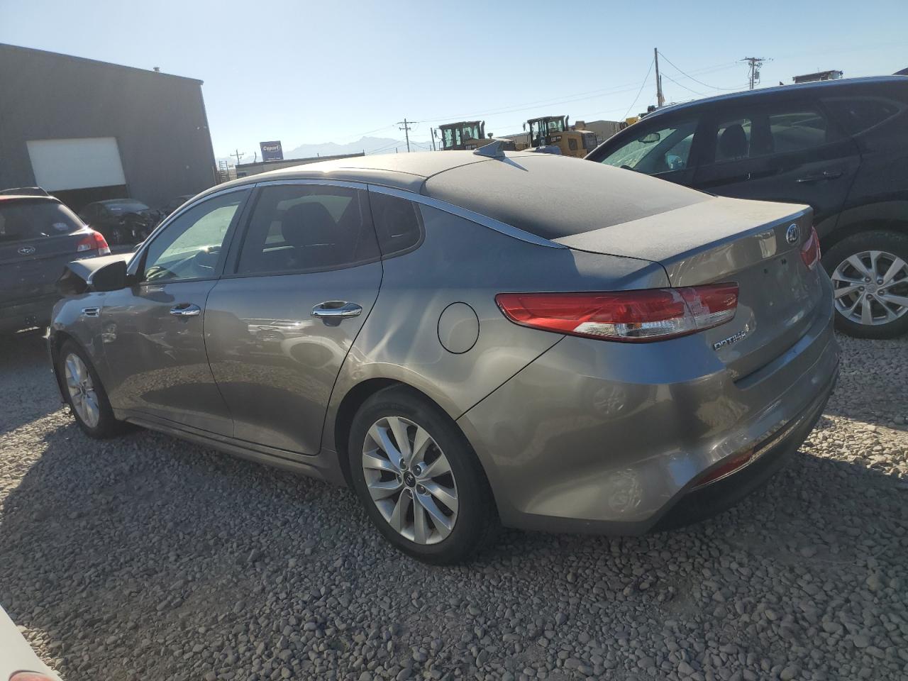 5XXGU4L3XGG096874 2016 KIA OPTIMA - Image 2