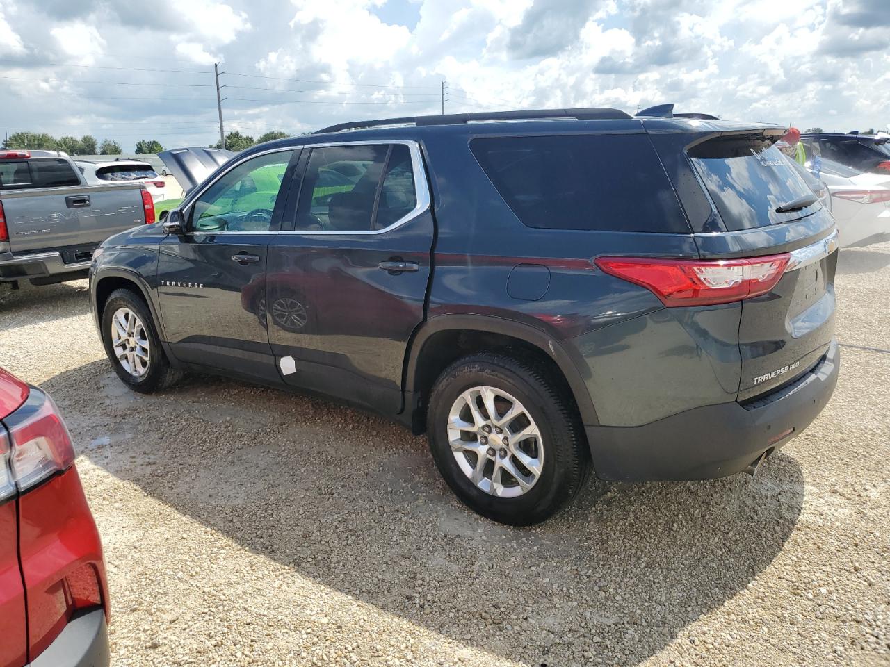 1GNEVGKW5LJ140861 2020 CHEVROLET TRAVERSE - Image 2