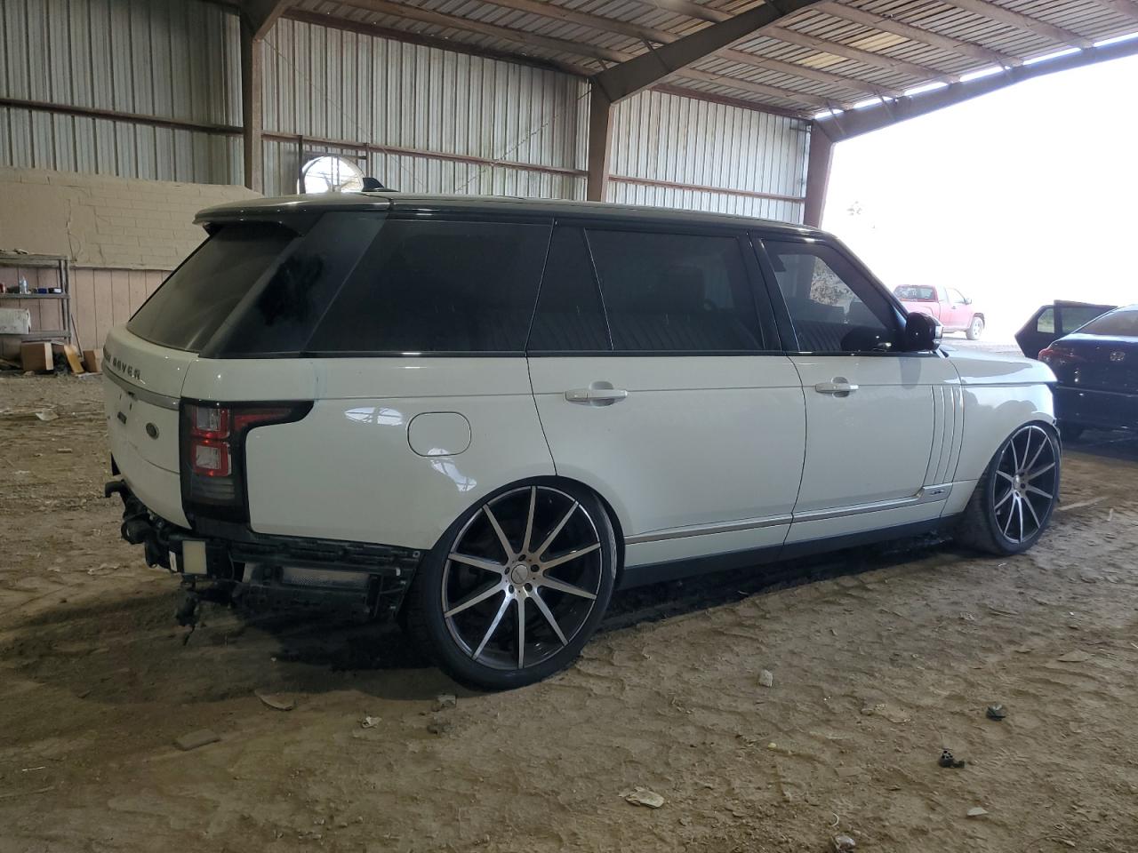 2016 Land Rover Range Rover - Image 3