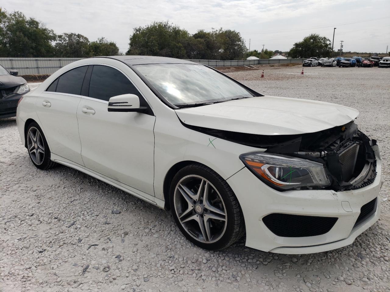 VIN WDDSJ4EB0EN109968 2014 MERCEDES-BENZ CLA-CLASS no.4