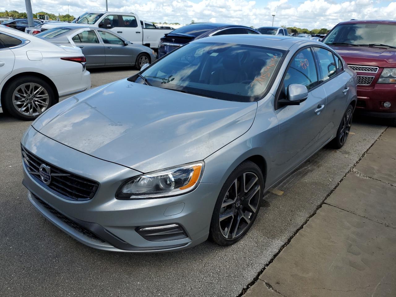 YV126MFL9H2437831 2017 VOLVO S60 - Image 1