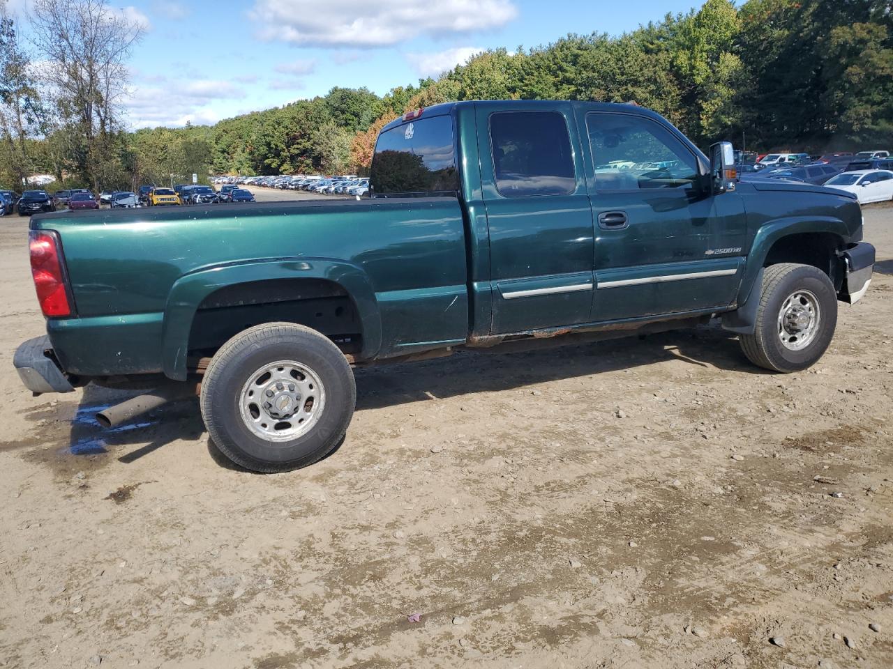 2005 Chevrolet Silverado - Image 3