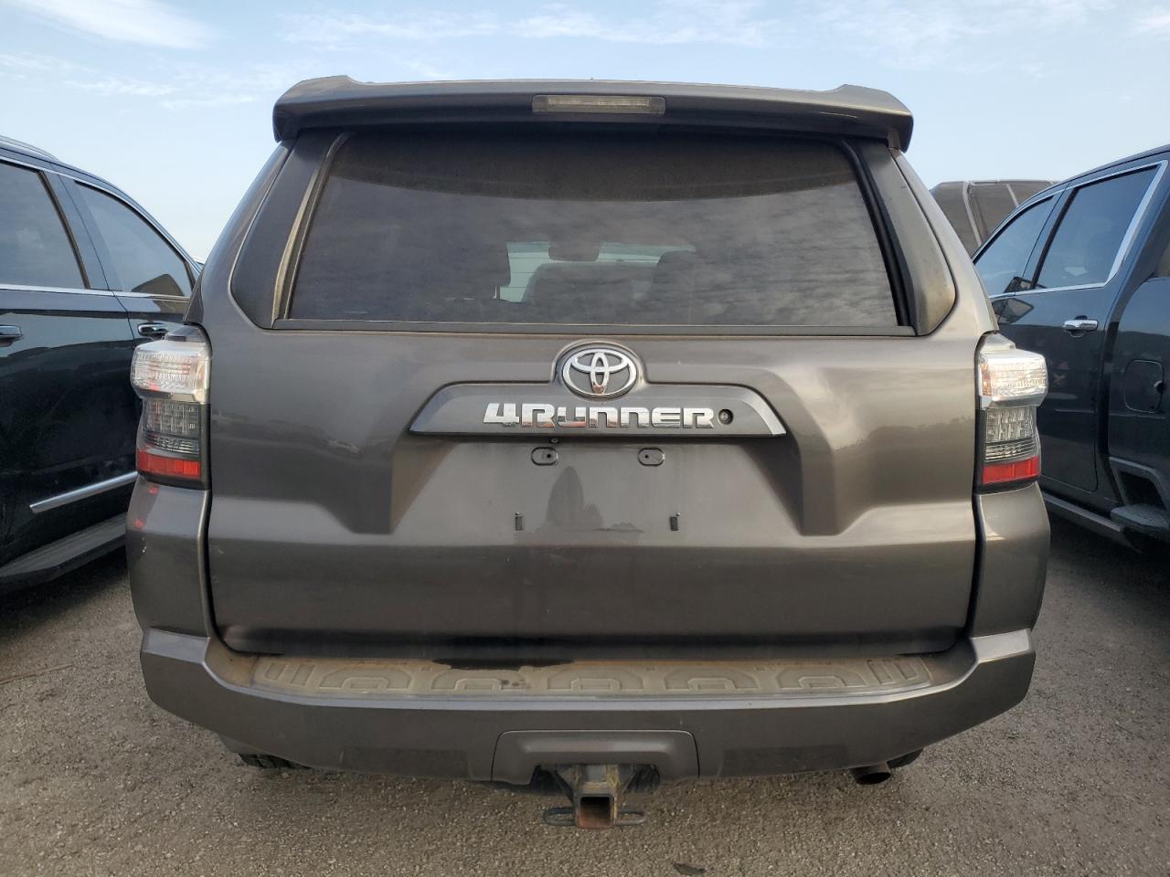 JTEZU5JR2F5103644 2015 Toyota 4Runner Sr5